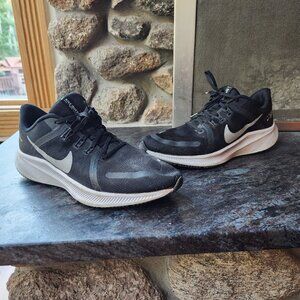 Nike Quest 4 DA1105-006 Black/White Running Sneakers Size 11.5